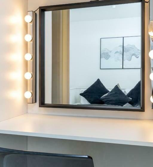 Executive Apartment, Free Parking, West End