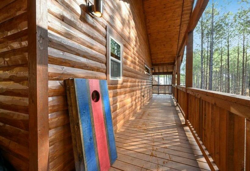 Large Luxury 2br Cabin W Hot Tub Double Trouble Was Designed For Fun Comfort And Memories Minutes Fr