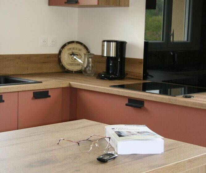 Le Domaine De Louise