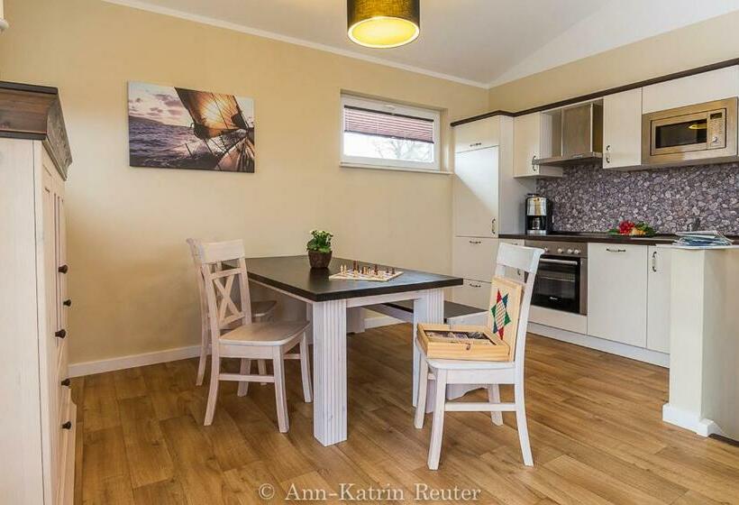 Lietzow Appartementhaus Möwe Haus Möwe   Ferienwohnung 4 Silbermöwe