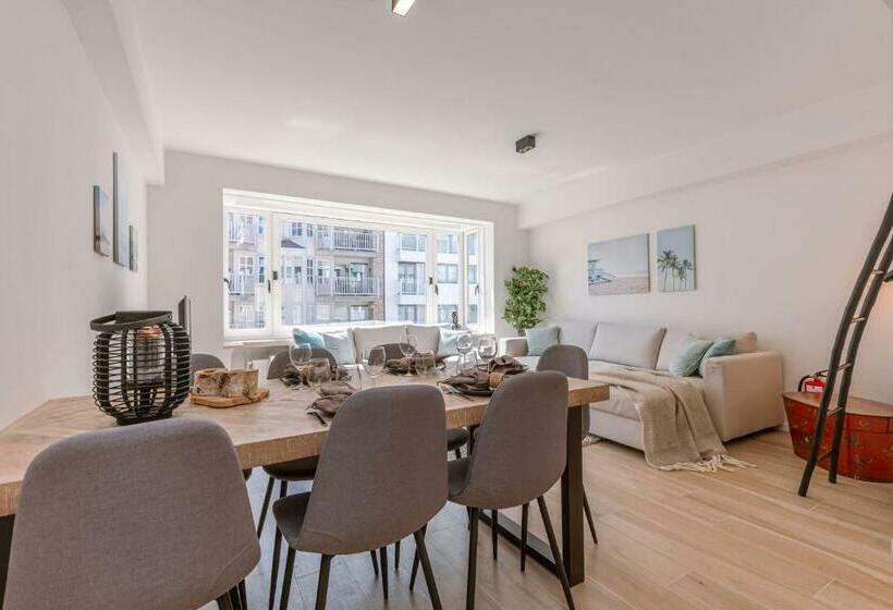 Newly Renovated Apartment In The Center Of Knokke Near The Beach