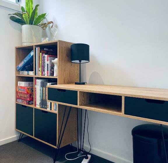 Percy Escape Just A Walk To Newtown Cafes And Shops