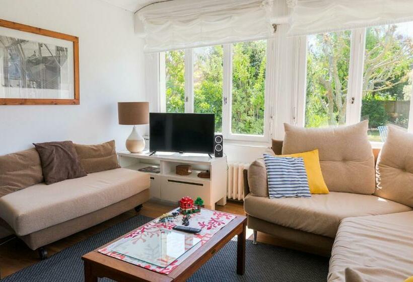 Au Coeur De Tréffiagat   Maison Pour 6   300m De La Plage