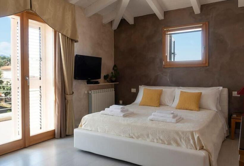 Welcomely   Casa Colo