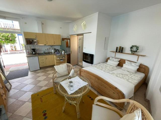 Casa Blanka Poolhaus   Ph