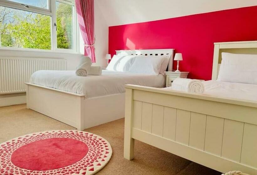 Caswell Holiday Cottage, Gower, Close To Mumbles