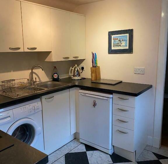 Cosy Cottage In Beautiful Royal Deeside