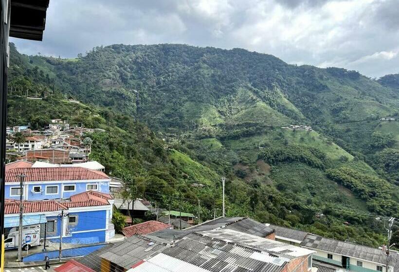 Excelente Terraza Con La Mejor Vista Del Buenavista Y El Quindio!