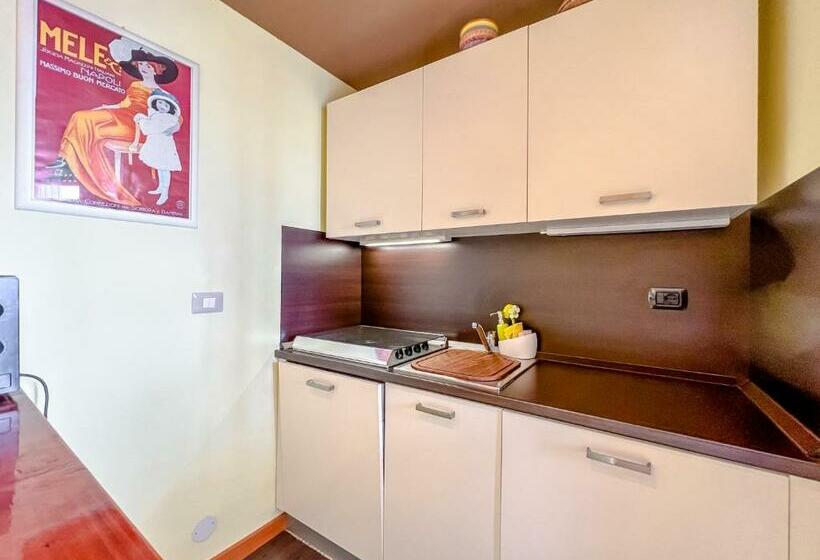 Grazioso Monolocale Con Vista Mare