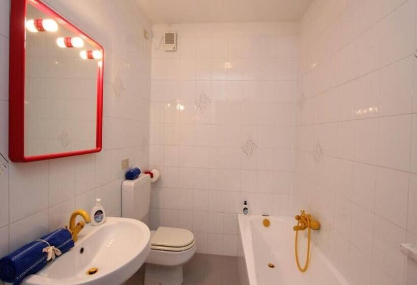 Charming Apartment With Stunning Terrace