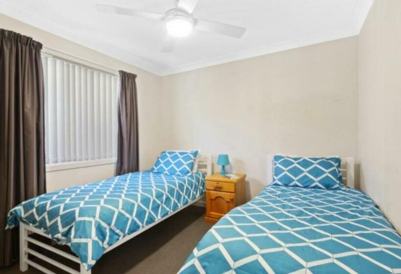 Ocean Sounds Umina Beach