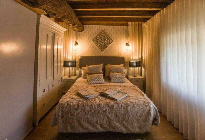 Pedra Bela   Cozy House W/ Private Jacuzzi @ Geres