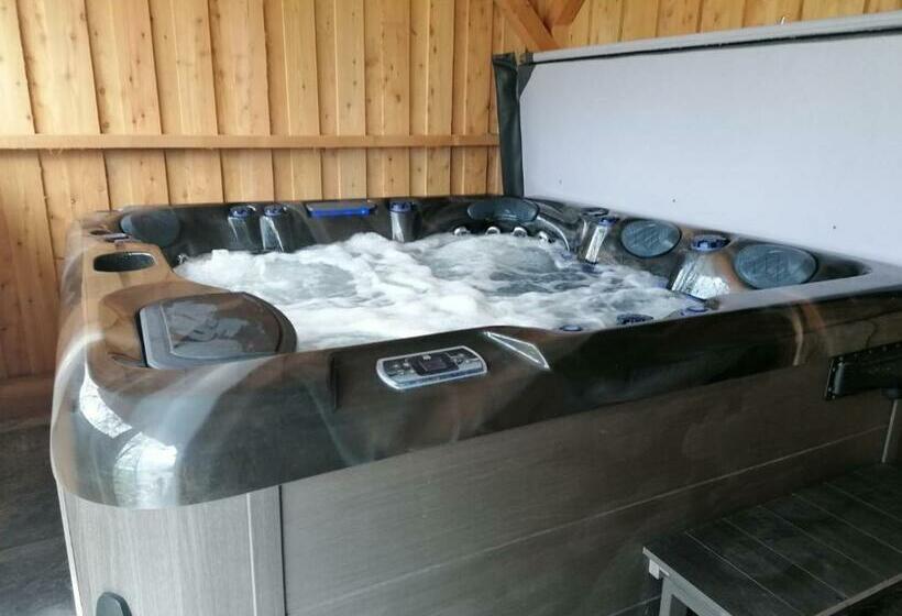 Rest At Last   Highland Apartment With Private Hot Tub