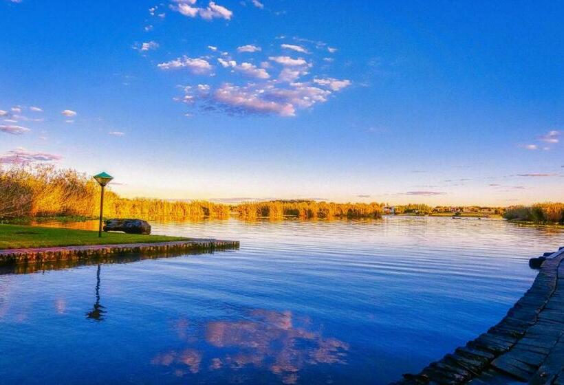 Riverside Rhapsody, Vaal River, Vanderbijlpark, 6 Adults And 4 Children