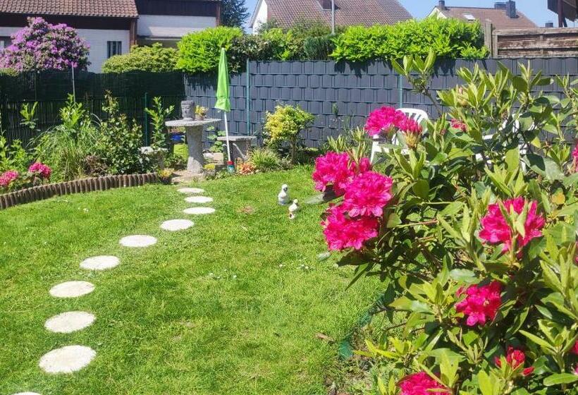 Uni Nähes Apartmenthaus Mit Garten