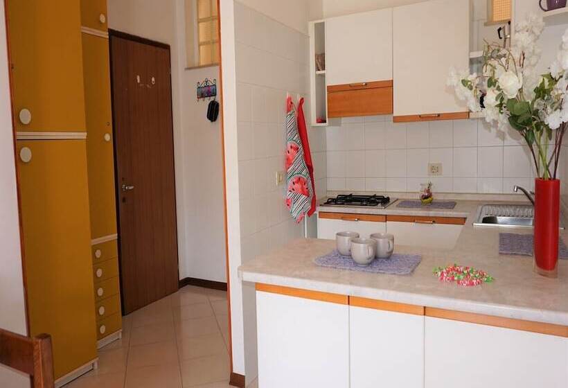 Three Room Apartment In Residence With Sea View By Beahost Rentals