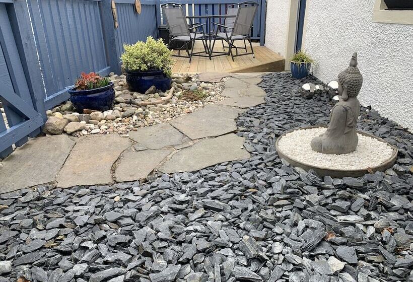 Zen Cottage Seatown Cullen