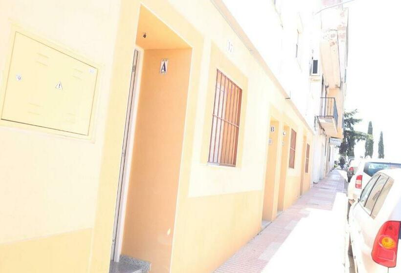 Alaudae Apartamentos