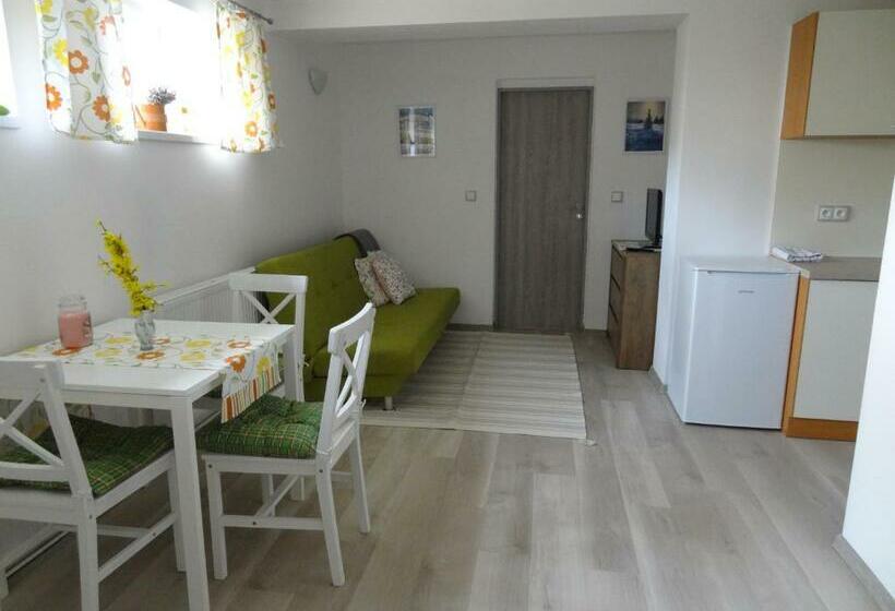 Apartmán Karovi