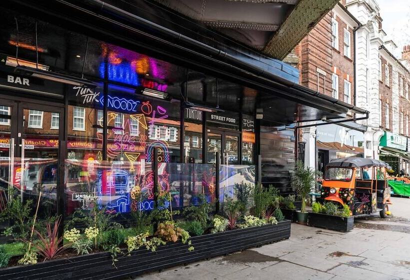 Beautiful 1bd Garden Flat In Golders Green