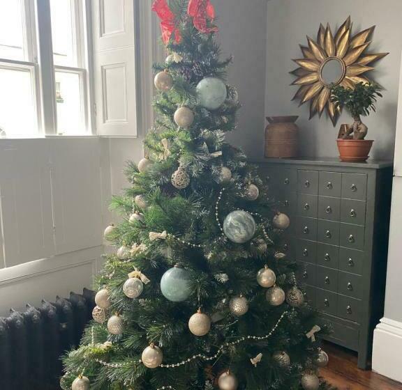 Chic Apt In Central Cheltenham