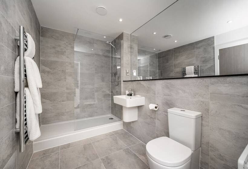 Citystay Finch House