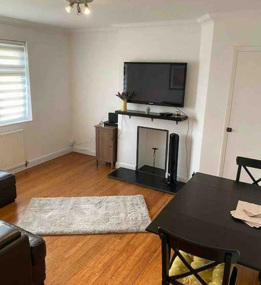 One Bed Cozy Flat