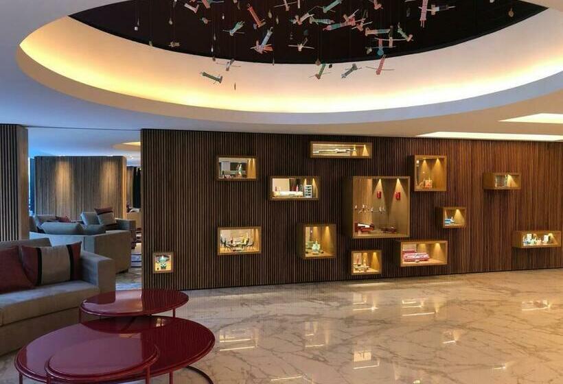 Departamento En Destacado Edificio Céntrico