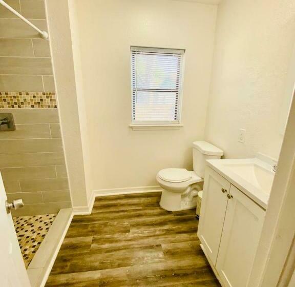 Two Fully Equipped Apartments And A Studio 5 Miles From The Beach