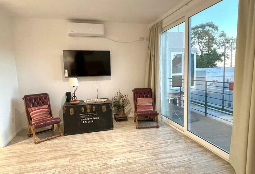 Gran Departamento A Metros De La Laguna Para Parejas