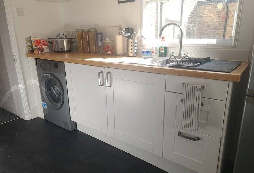 Lovely Large London Apartment