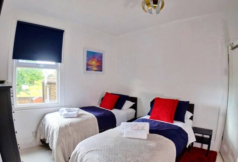 Lovely Large London Apartment