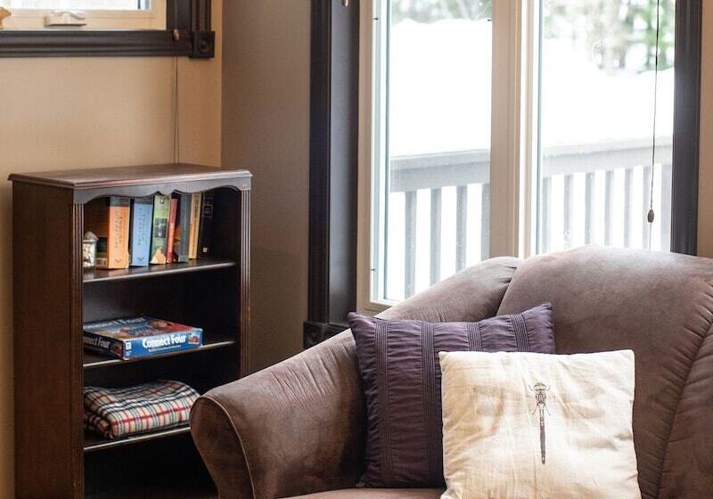 Mountain Gateway By Revelstoke Vacations