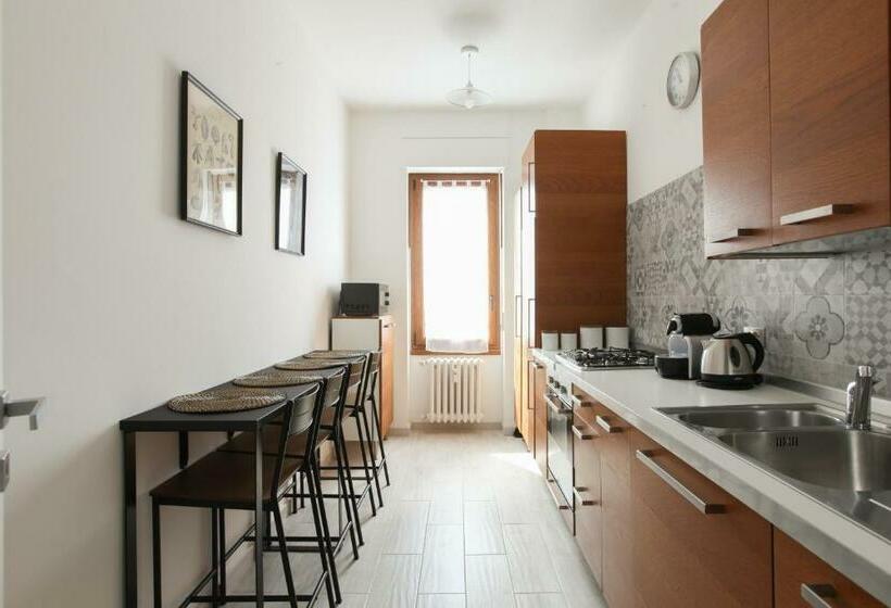 New Fashion District, 3 Bdrs   30 Minutes From Linate With New Subway