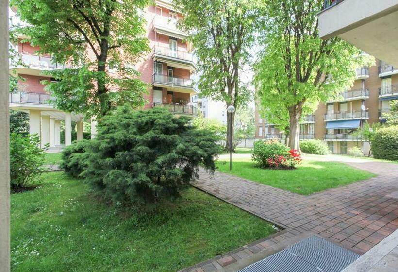 New Fashion District, 3 Bdrs   30 Minutes From Linate With New Subway