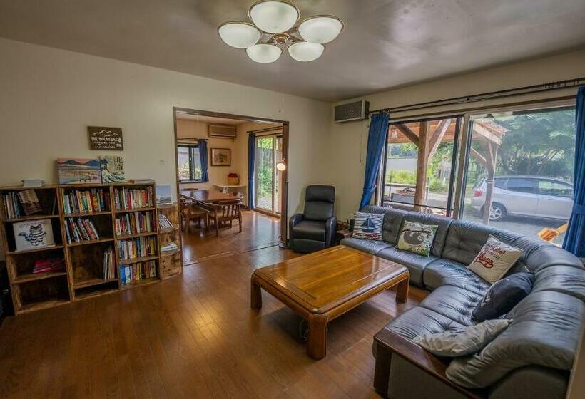 Five Peaks Jigokudani