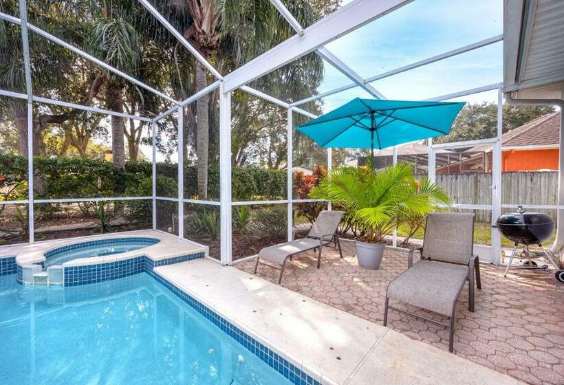 Palm Harbor Paradise Lovely Home With Pool & Hot Tub
