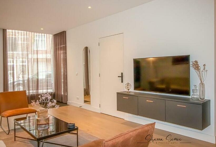 Aparthotel Boutique By Urban Home Stay