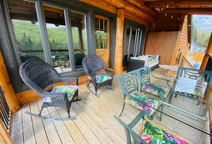 Artemis Log Cabin With Spa & Mountain View