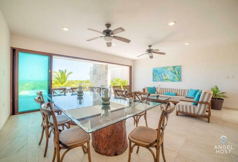 Beachfront Villas With Private Pool Steps To The Sea!