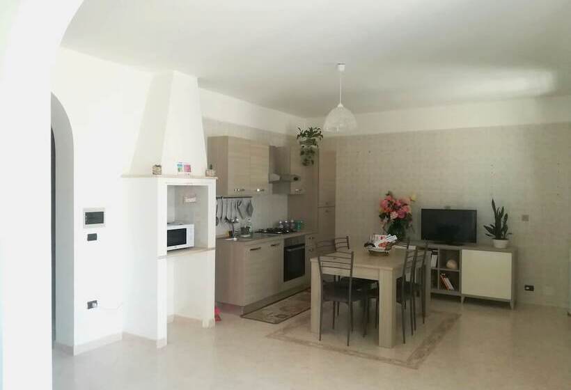 Bright Apartment A Few Km From The Sea
