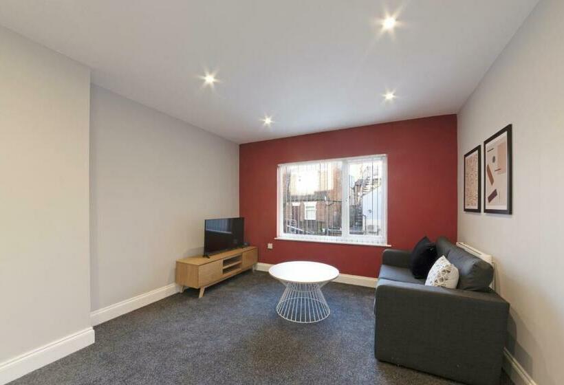 K Suites   Waveney Chambers 1