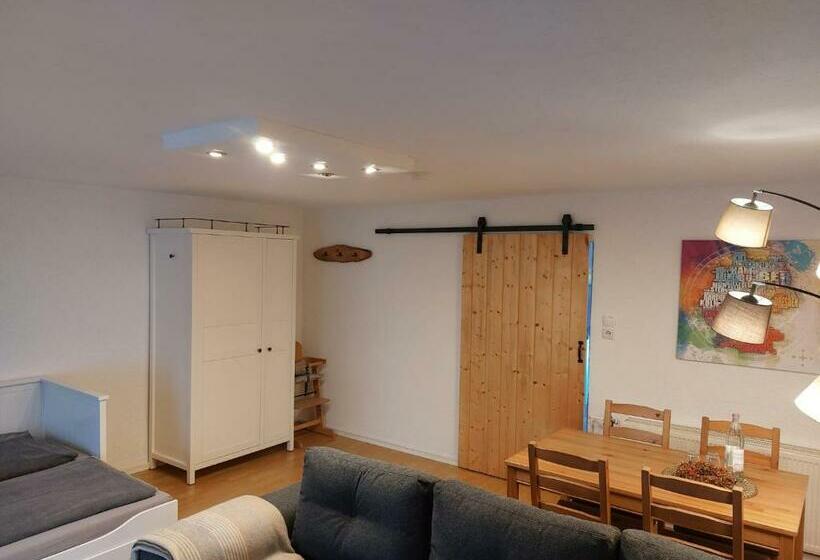 Kleine Gemütliche Ferienwohnung Günstige Lage