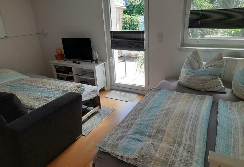 Kleine Gemütliche Ferienwohnung Günstige Lage