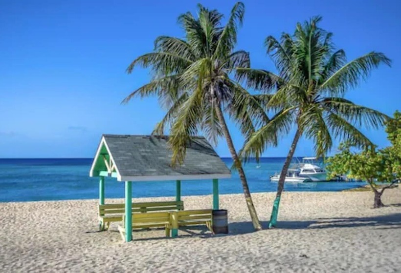 Lighthouse Point Residences