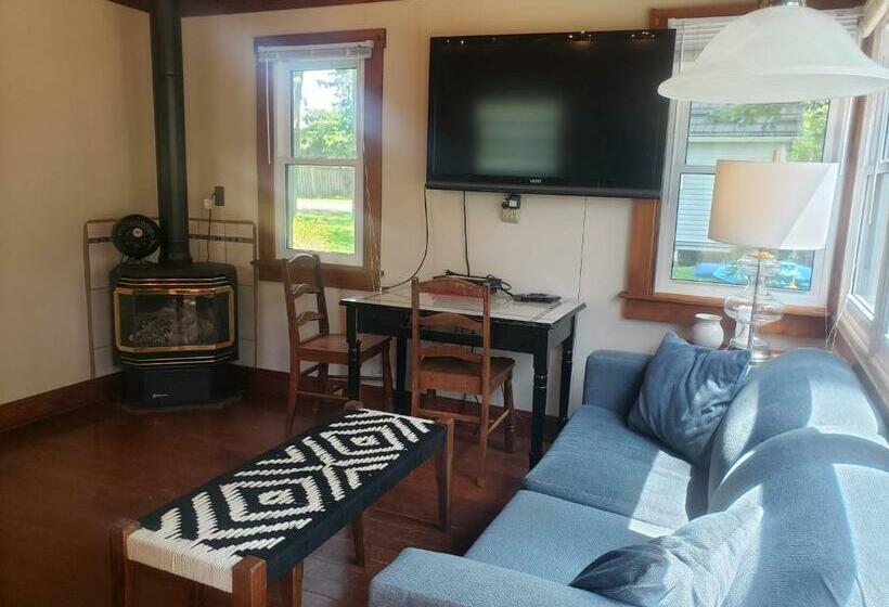 Long Beach Cottages   Private Sand Beach