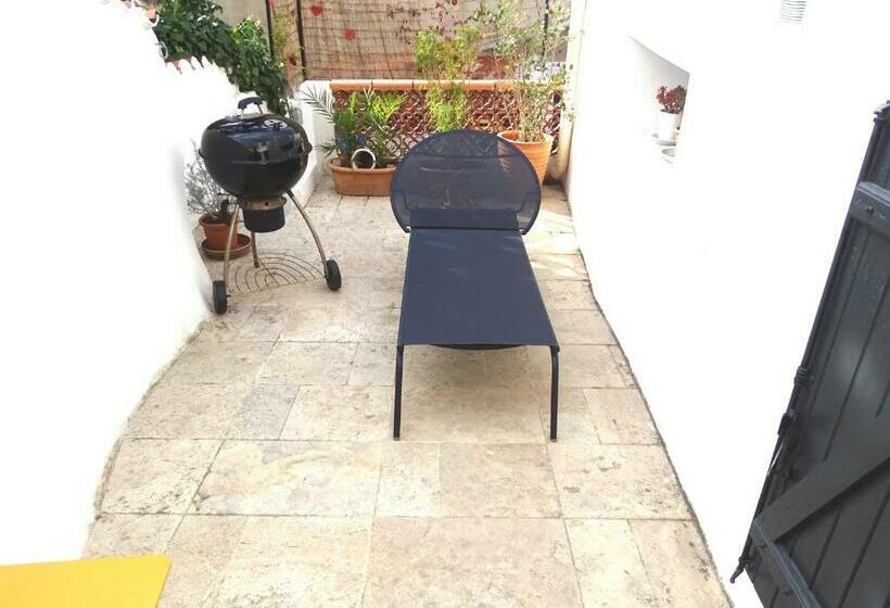 [maison De Ville Proche Plage]  Marseille Catalans