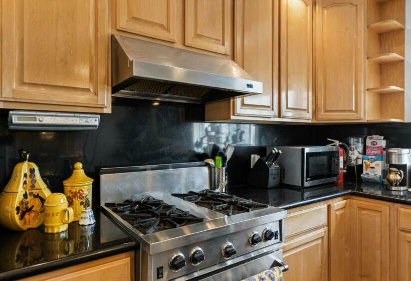 Oceanview High End Home By Beach/ggp/parking