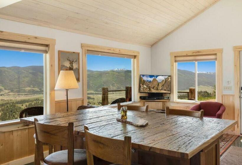 Overlook At The Black Chief