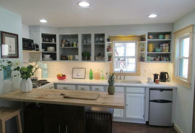 St.james St Teahouse